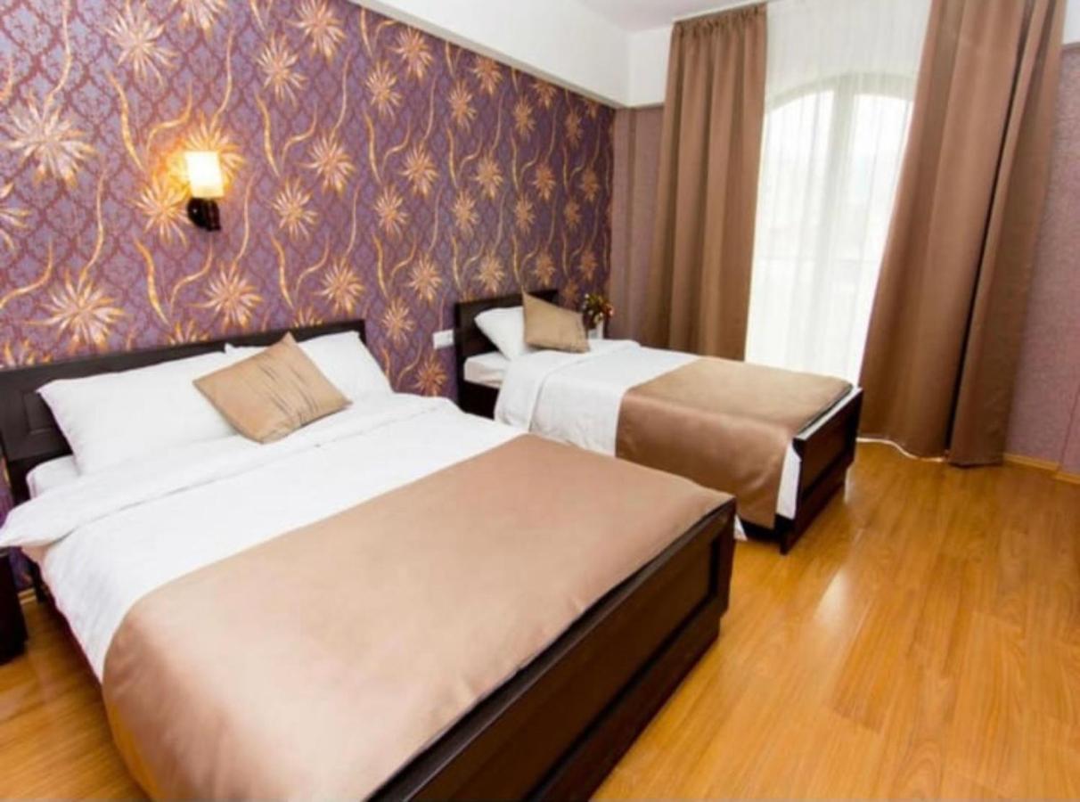 - Granada - Boutique Hotel - Tbilisi - Ngoại thất bức ảnh